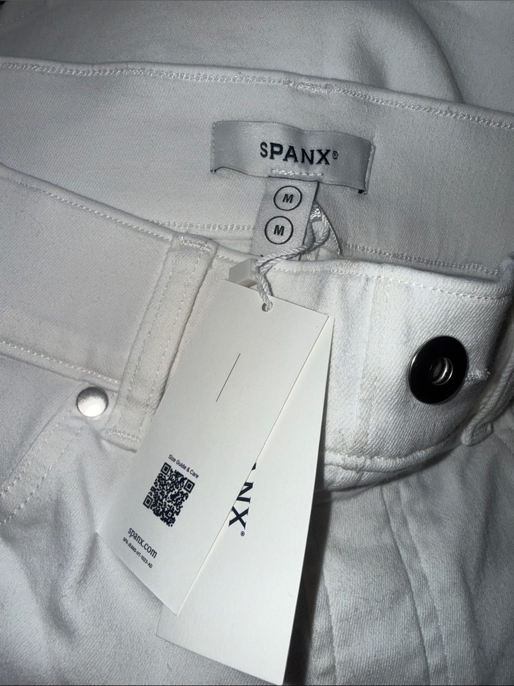 NWT SPANXshape™ Original EveryWear Jean Short - 7" inseam White #21378R SZ-M - Picture 7 of 8